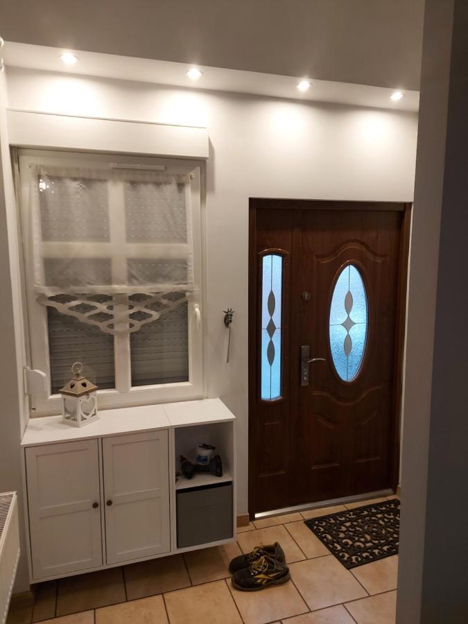 Apartament Przy Ratuszu Boguszów-Gorce Exterior foto